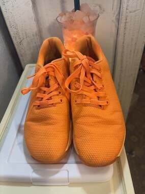 Sh3: NOBULL Men's Training Shoes Orange W 7.5